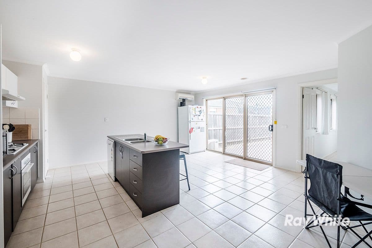 37 Honey Myrtle Way, Cranbourne VIC 3977, Cranbourne - Thumbnail 7
