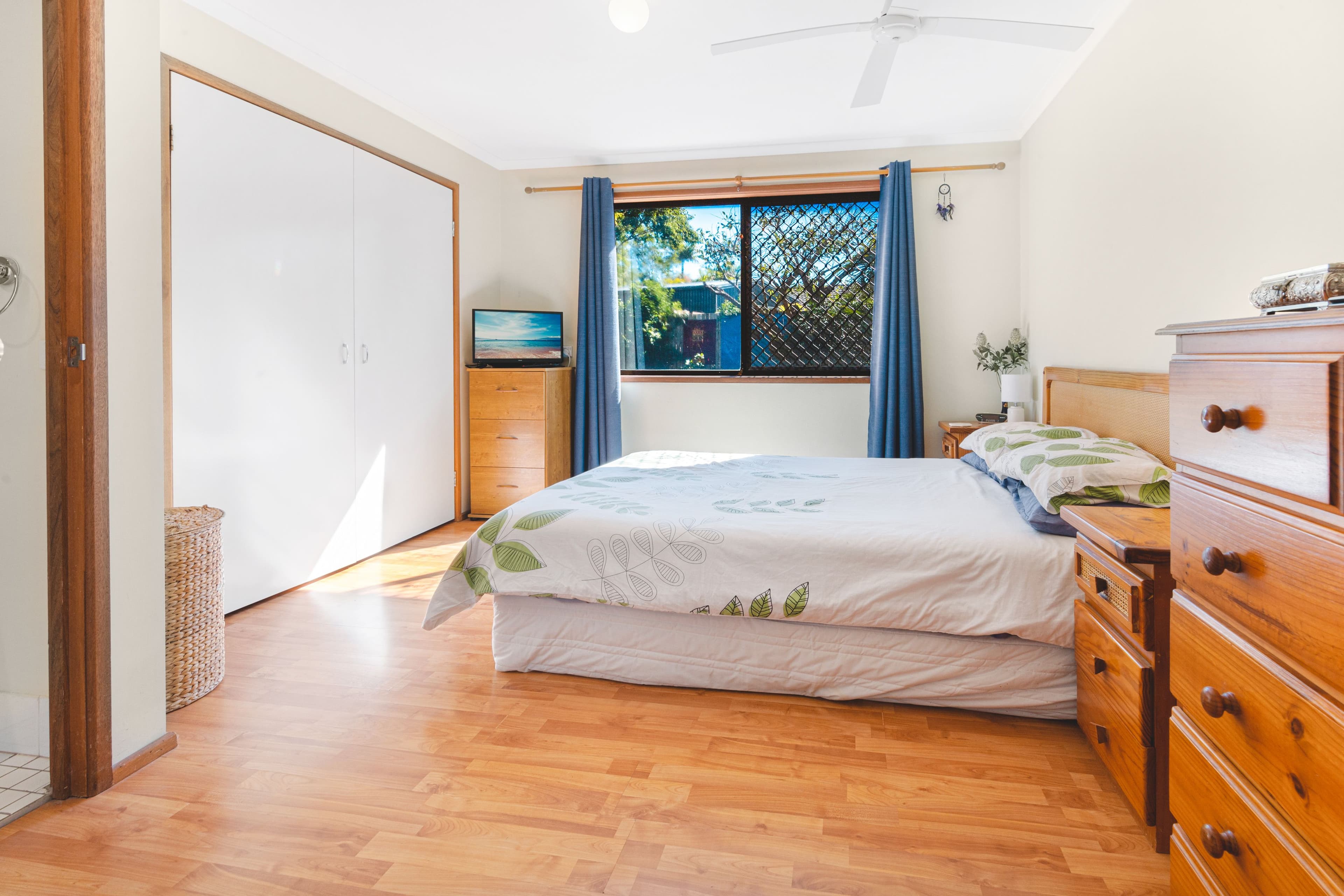 25 Chaplin Crescent, Oxenford QLD 4210, Oxenford - Thumbnail 5