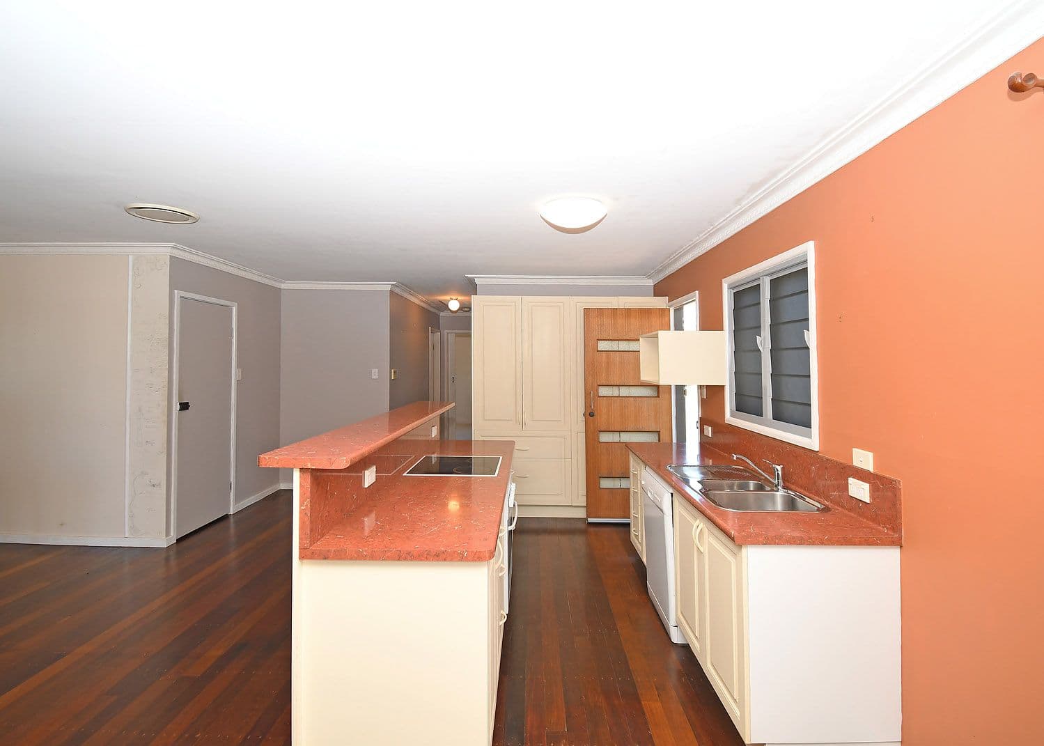 65 King Street, Urangan QLD 4655, Urangan - Thumbnail 6