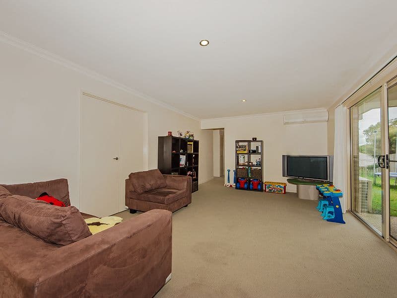 8 Kona Way, PIMPAMA QLD 4209, Pimpama - Thumbnail 7