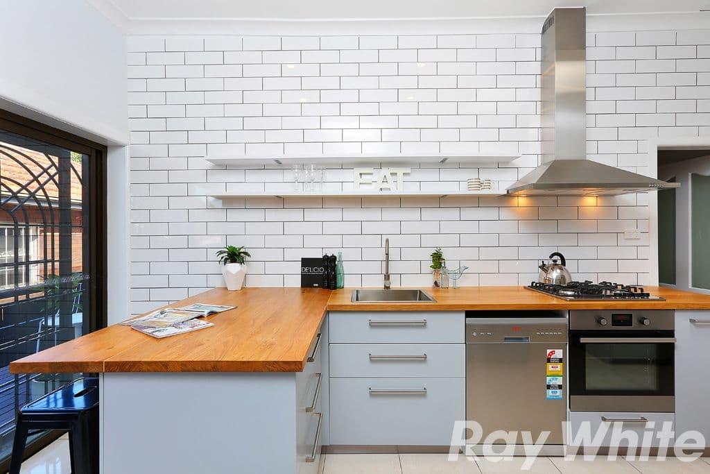 13 Ward Avenue, Canterbury - Thumbnail 3