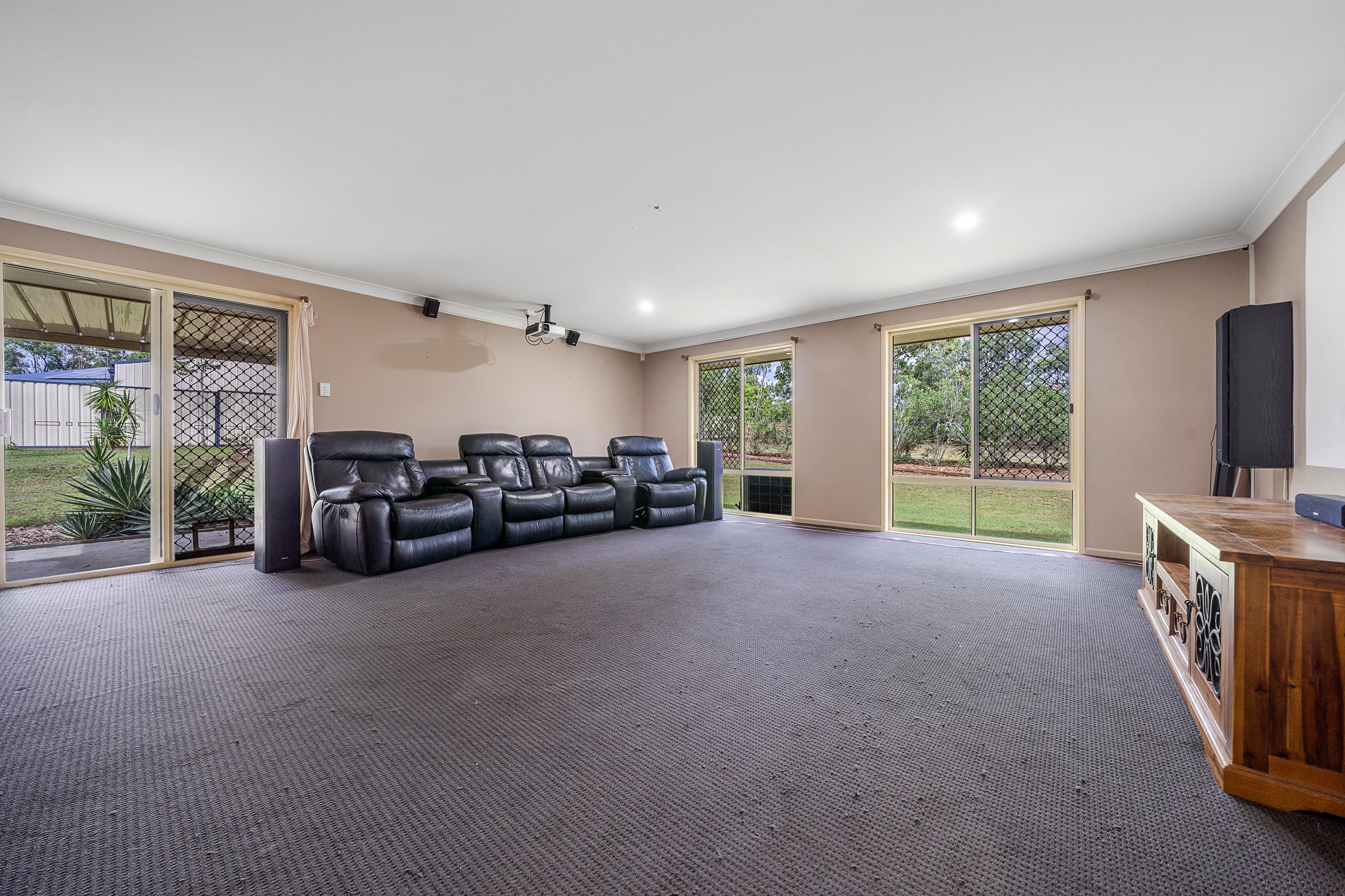 39 Jamboree Close, Greenbank QLD 4124, Greenbank - Thumbnail 5