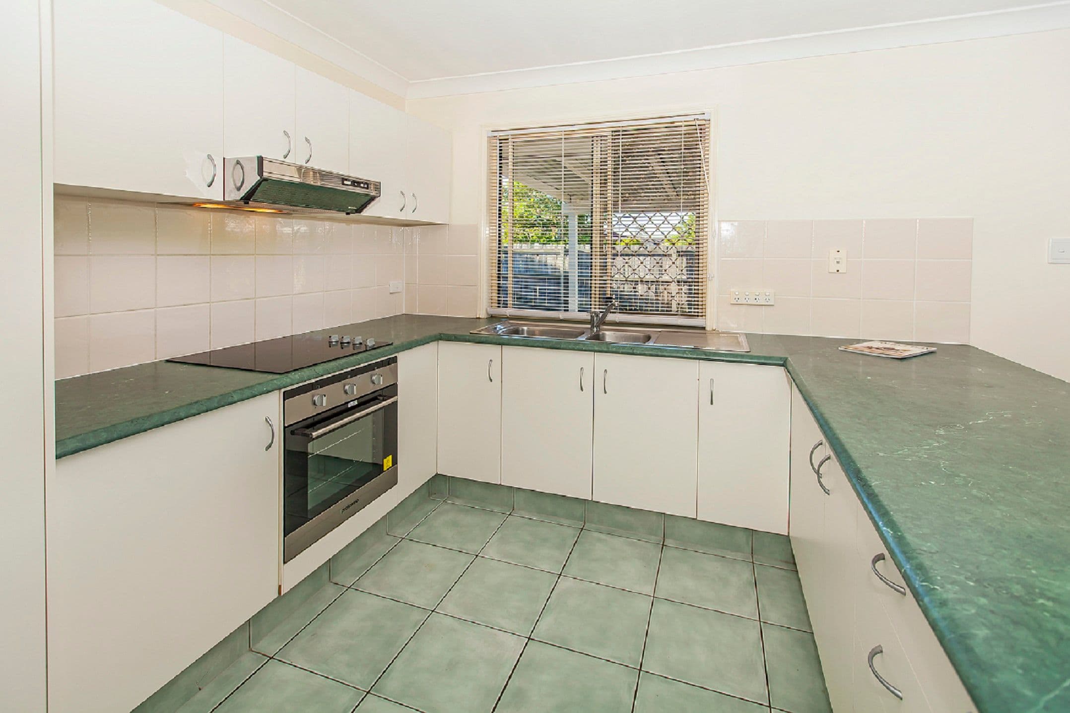 11 Gila Place, SPRINGFIELD QLD 4300, Springfield - Thumbnail 4