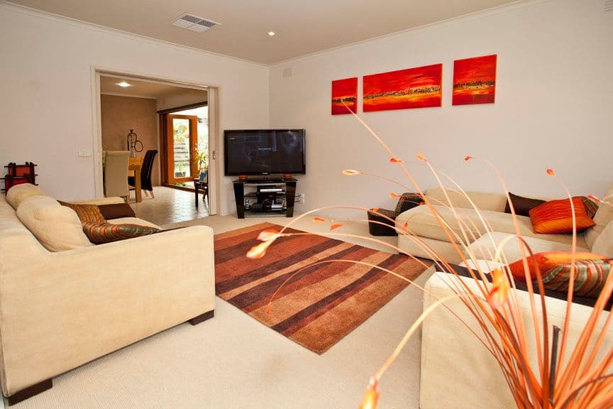 73 Galahad Crescent, GLEN WAVERLEY VIC 3150, Glen Waverley - Thumbnail 4