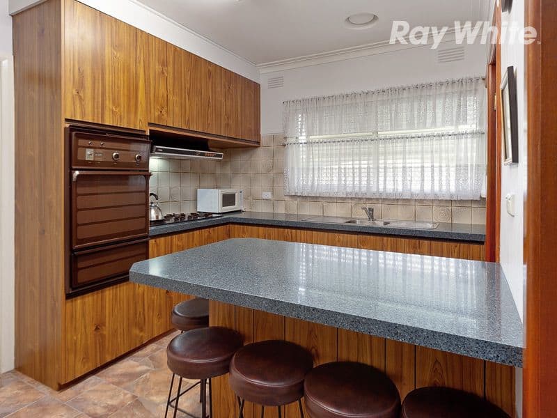 64 Towong Street, TALLANGATTA VIC 3700, Tallangatta - Thumbnail 2