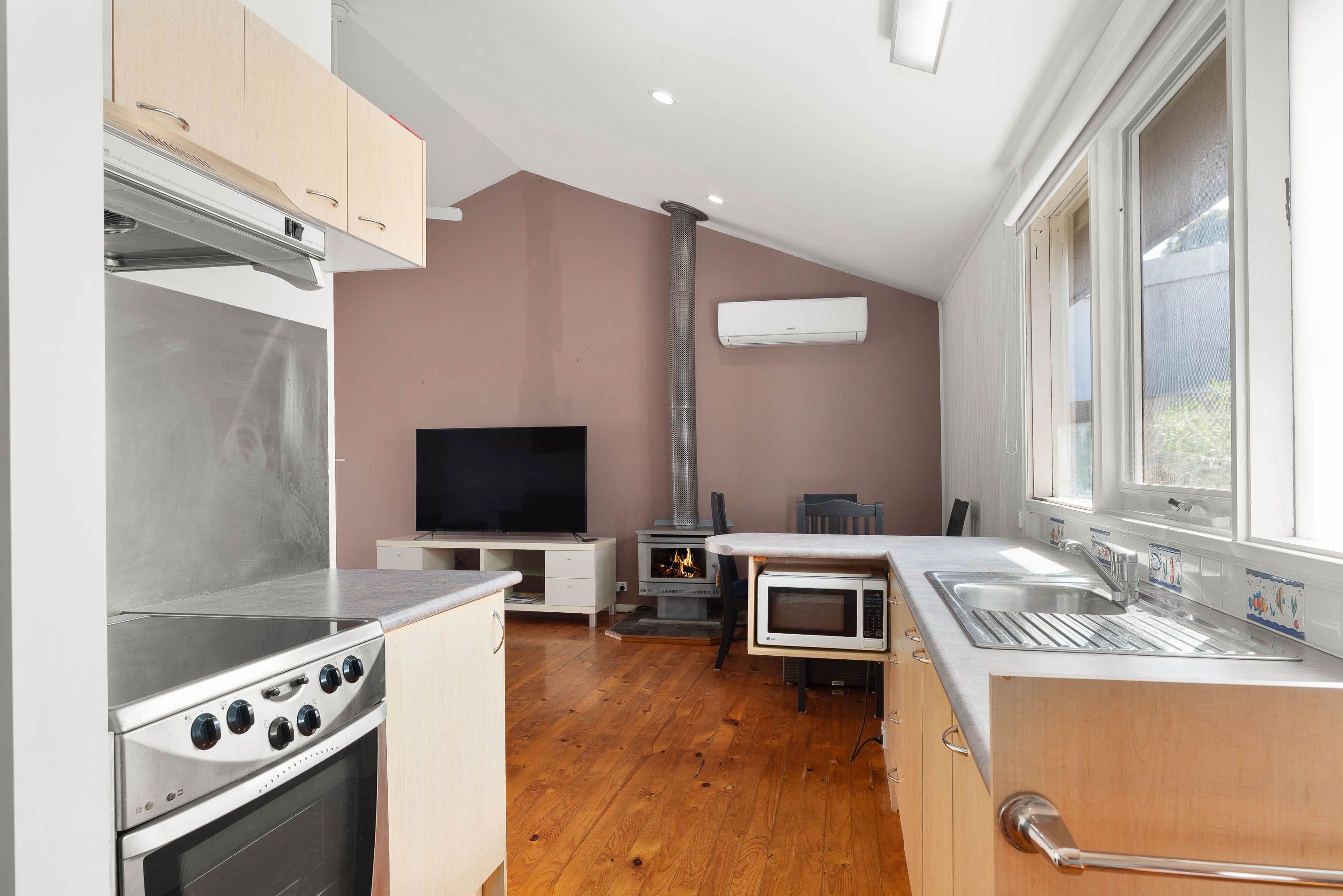 5 Little Penguin Court, Cowes VIC 3922, Cowes - Thumbnail 2