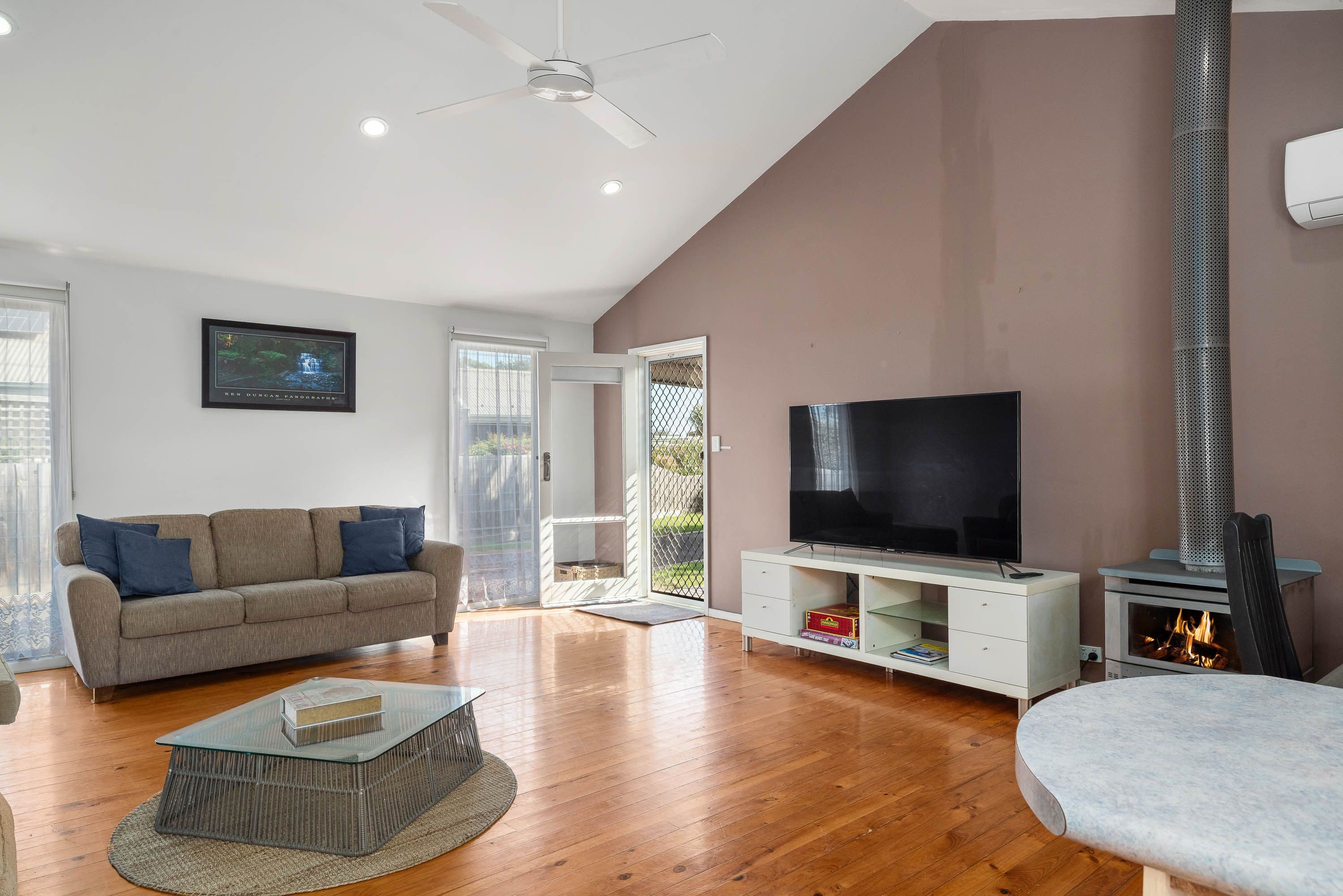 5 Little Penguin Court, Cowes VIC 3922, Cowes - Thumbnail 3