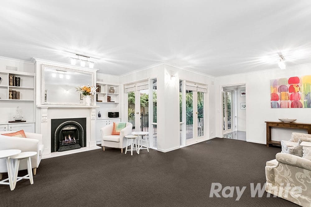 44 King Arthur Drive, Glen Waverley VIC 3150, Glen Waverley - Thumbnail 2