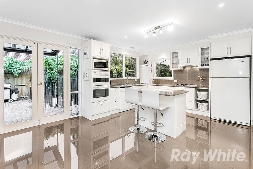 44 King Arthur Drive, Glen Waverley VIC 3150, Glen Waverley - Thumbnail 3