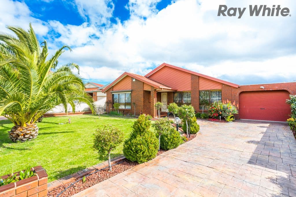 17 Fiat Court, Keilor Downs VIC 3038, Keilor Downs - Thumbnail 2