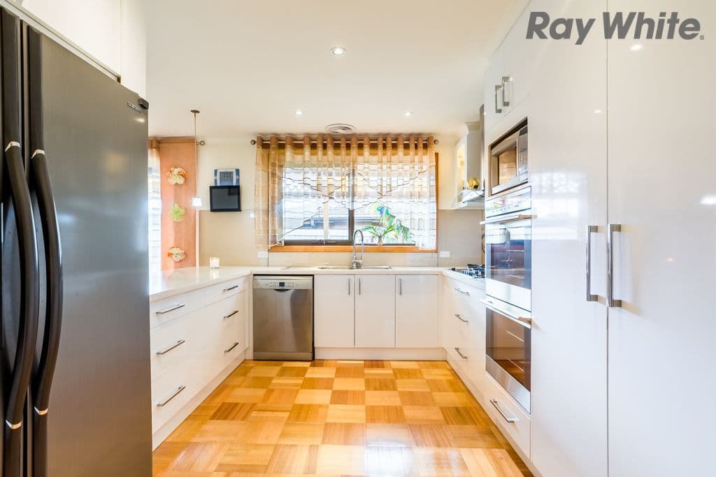 17 Fiat Court, Keilor Downs VIC 3038, Keilor Downs - Thumbnail 3