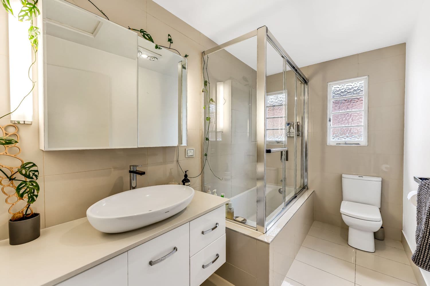 549 Cavendish Road, Coorparoo QLD 4151, Coorparoo - Thumbnail 4