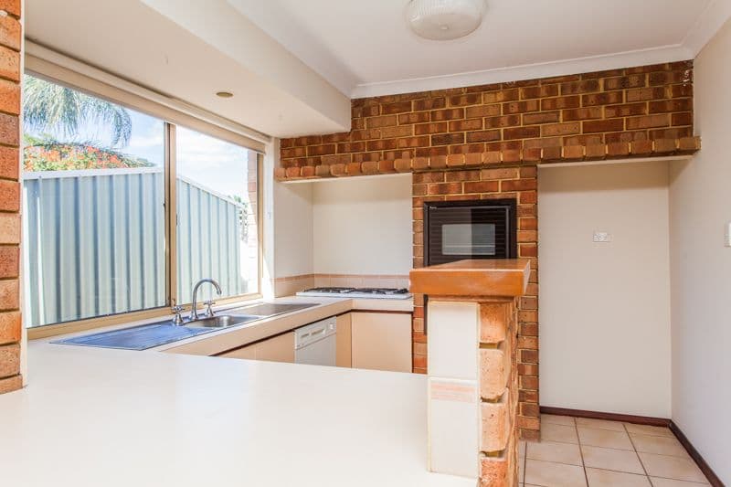 11 Shamrock Way, Huntingdale WA 6110, Huntingdale - Thumbnail 3