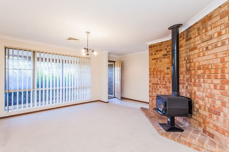 11 Shamrock Way, Huntingdale WA 6110, Huntingdale - Thumbnail 6