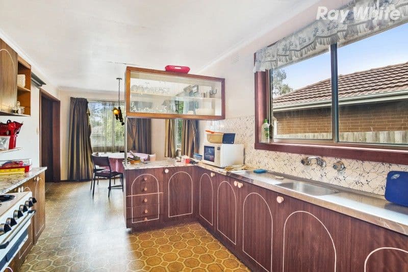 39 Grayson Drive, Scoresby VIC 3179, Scoresby - Thumbnail 2