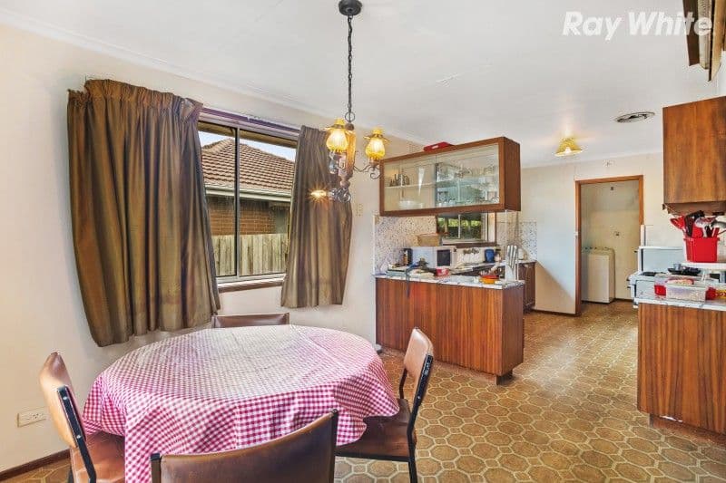 39 Grayson Drive, Scoresby VIC 3179, Scoresby - Thumbnail 3