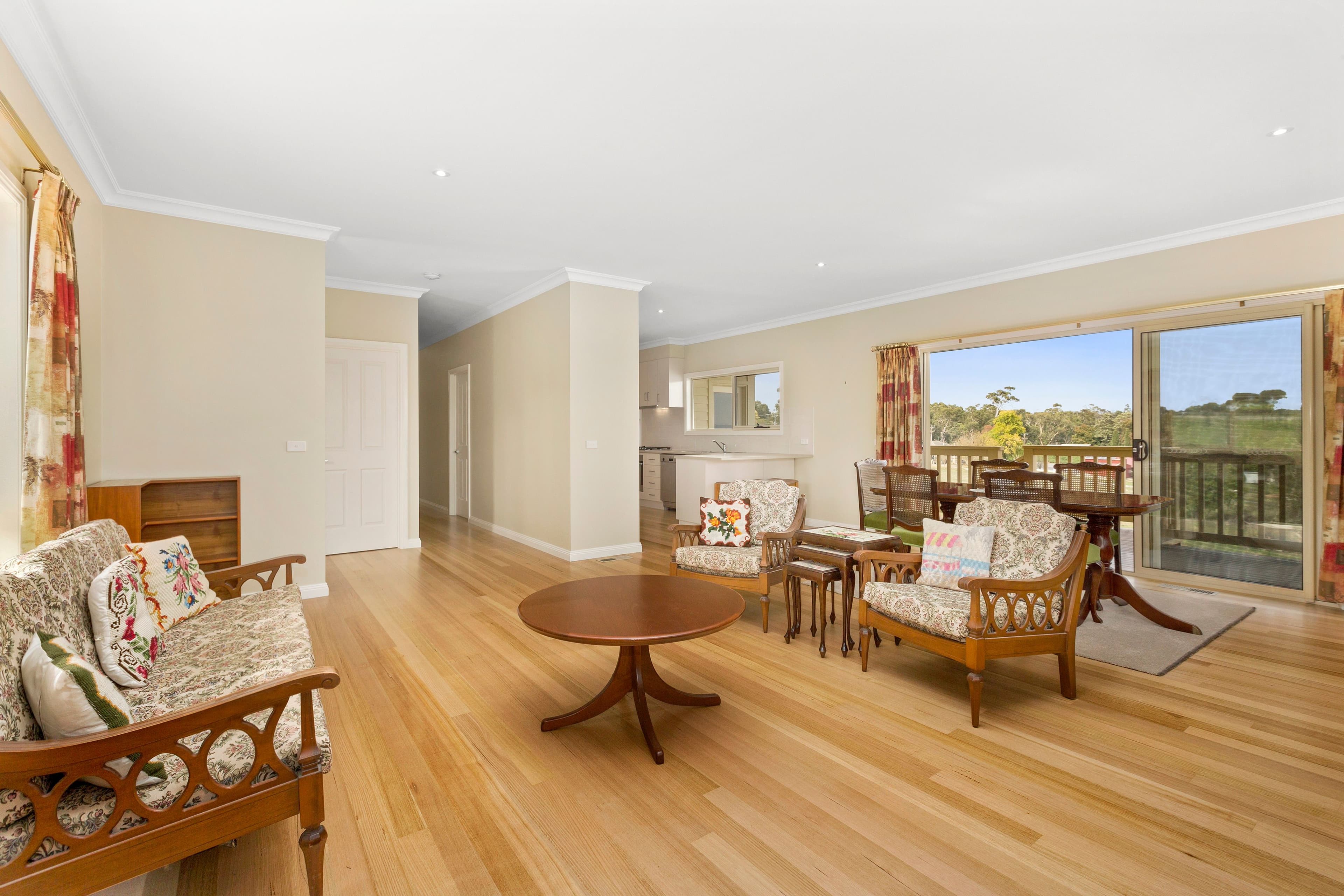 28 Robyn Road, Winmalee NSW 2777, Winmalee - Thumbnail 3