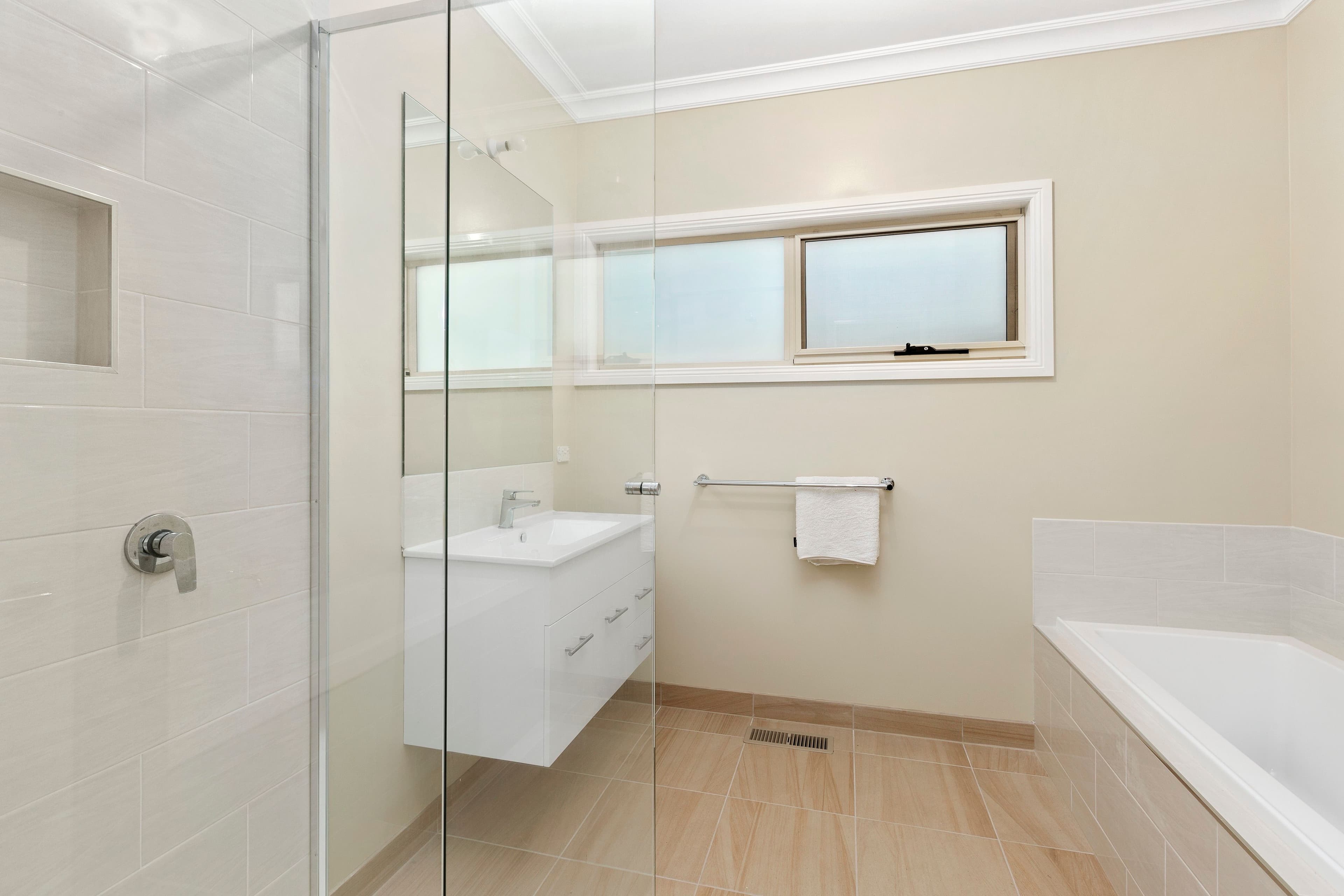 28 Robyn Road, Winmalee NSW 2777, Winmalee - Thumbnail 7