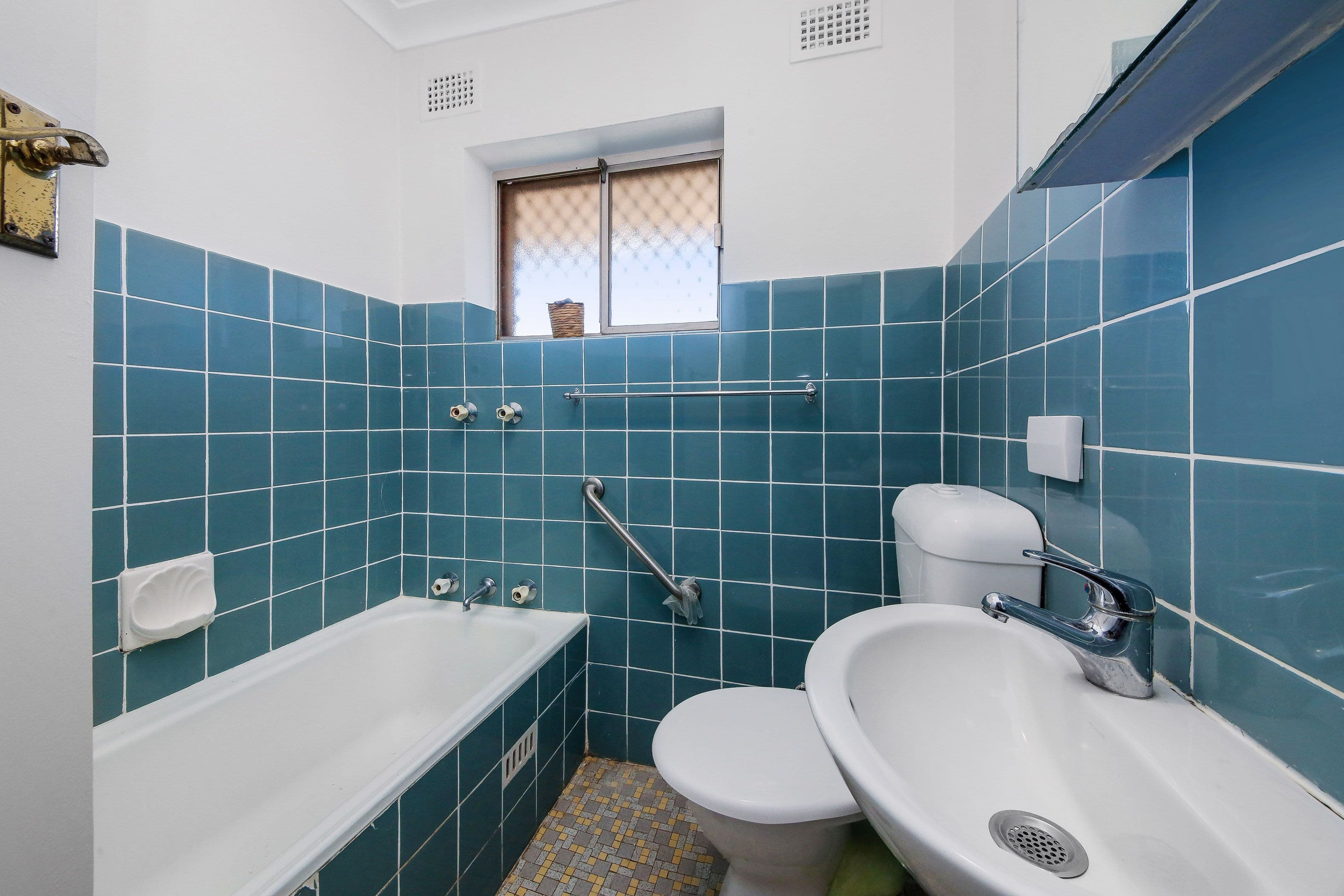 12 Nicoll Street, Roselands NSW 2196, Roselands - Thumbnail 4