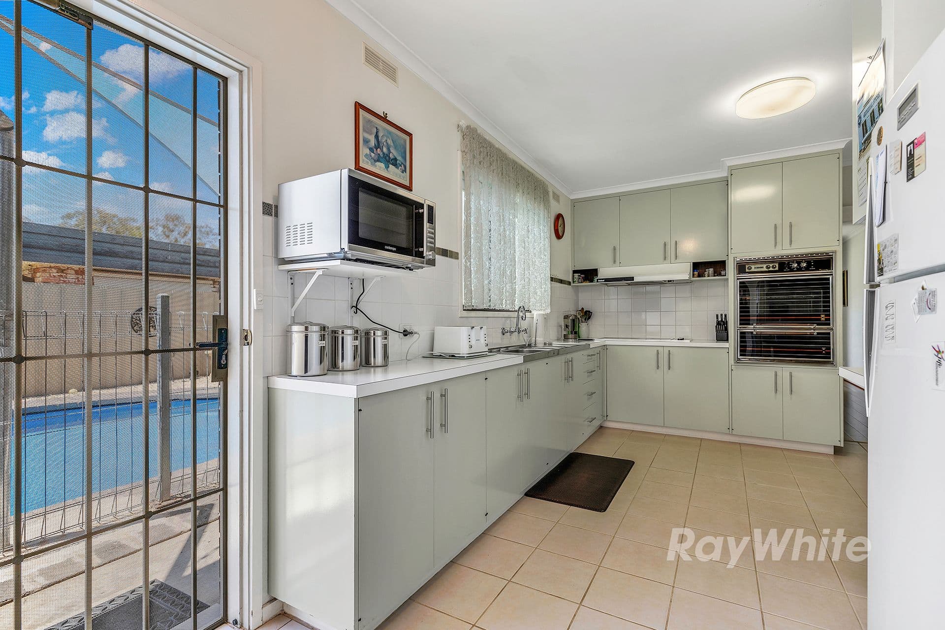 10 Luth Street, Echuca VIC 3564, Echuca - Thumbnail 7