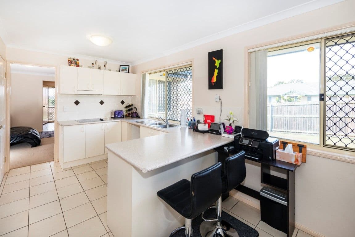 2 Regency Crescent, MOGGILL QLD 4070, Moggill - Thumbnail 4