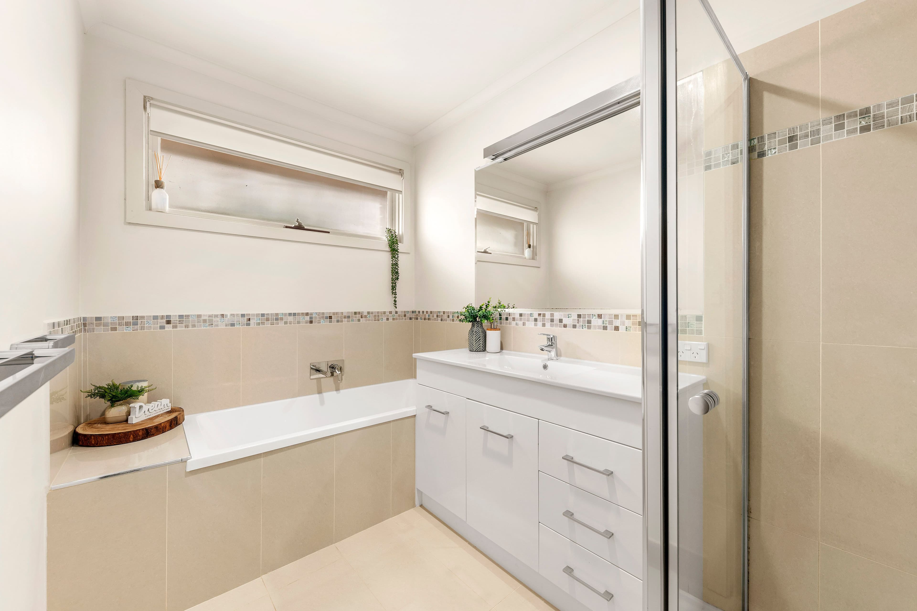 6 Ipswich Court, Wantirna VIC 3152, Wantirna - Thumbnail 4