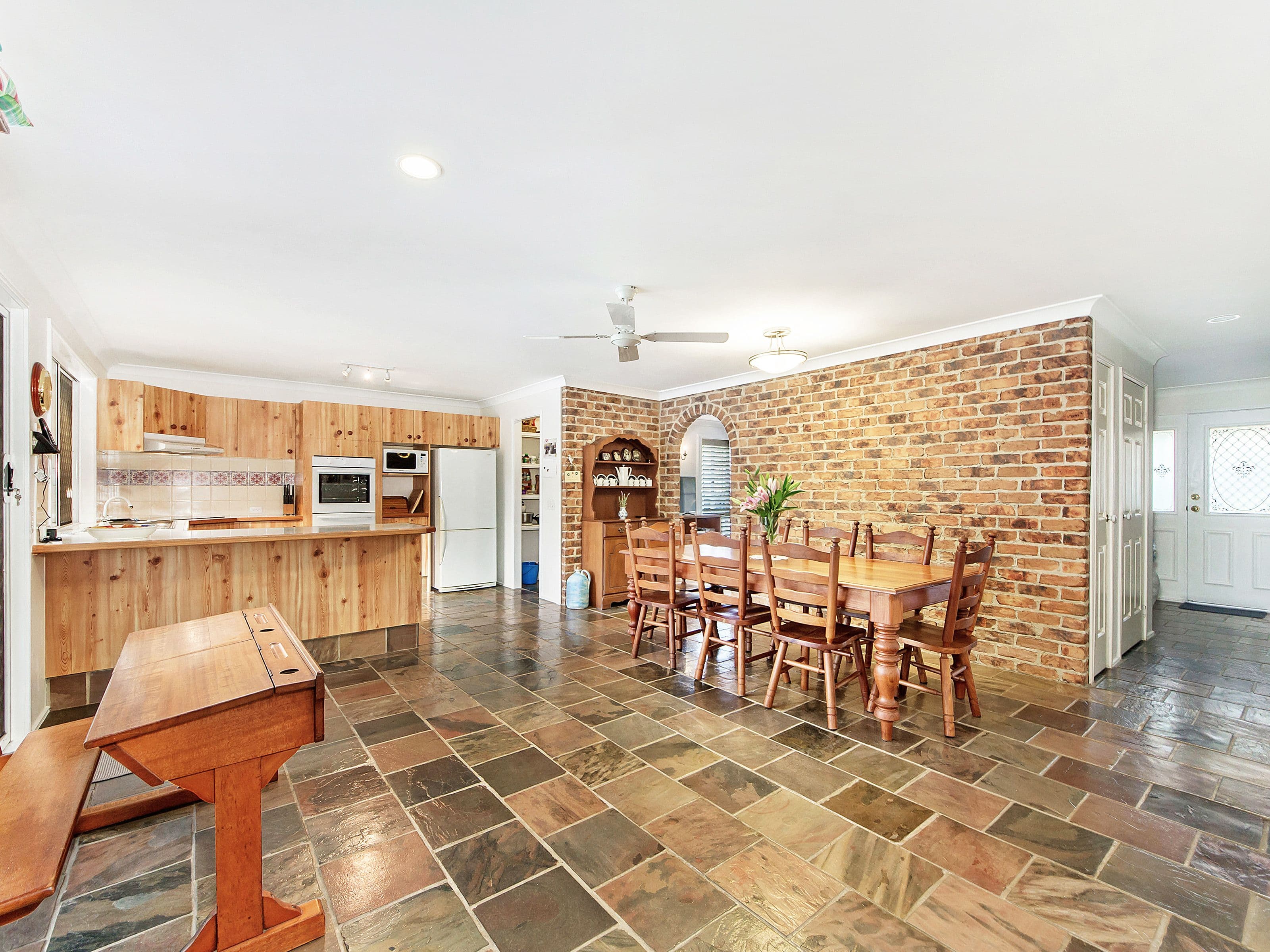 21 Glass Street, Ashmore QLD 4214, Ashmore - Thumbnail 7
