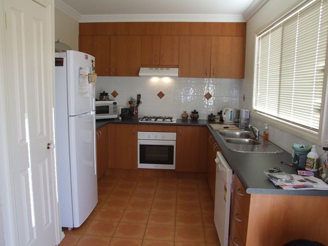 73  Kirkton Drive, KURUNJANG VIC 3337, Kurunjang - Thumbnail 2
