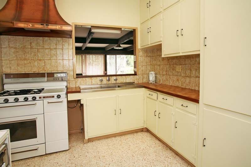 16  Hiddleston Avenue, BOX HILL SOUTH VIC 3128, Box Hill South - Thumbnail 3