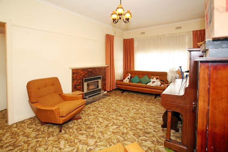 16  Hiddleston Avenue, BOX HILL SOUTH VIC 3128, Box Hill South - Thumbnail 4