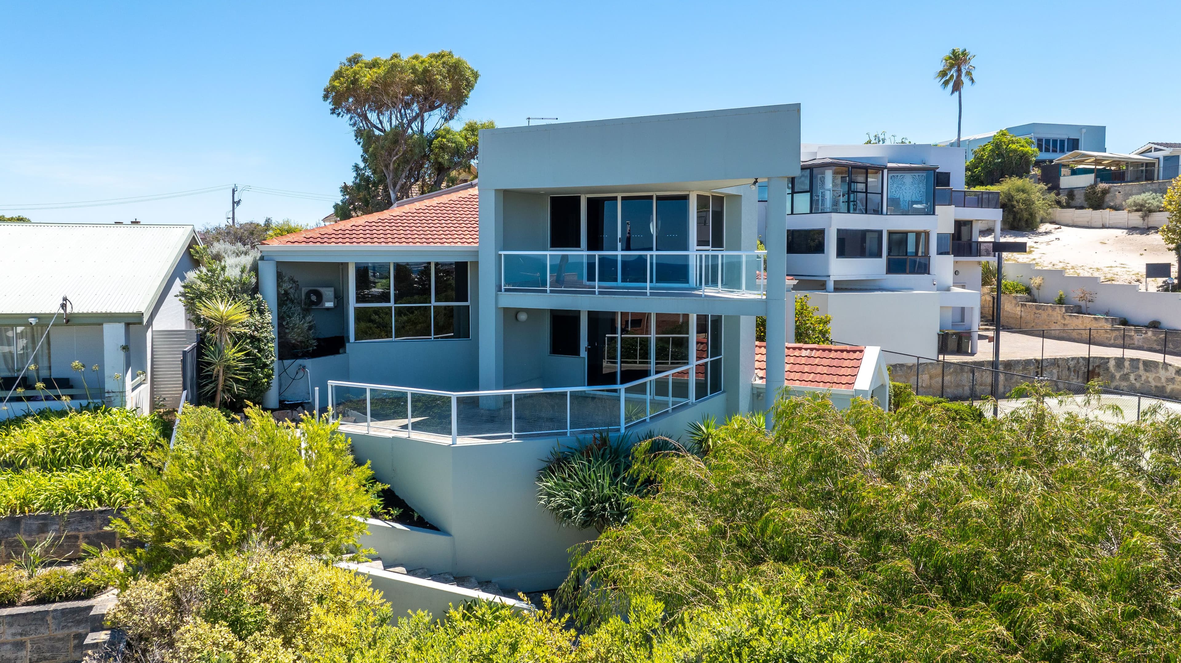 5 Hawkins Avenue, Sorrento WA 6020, Sorrento - Thumbnail 4