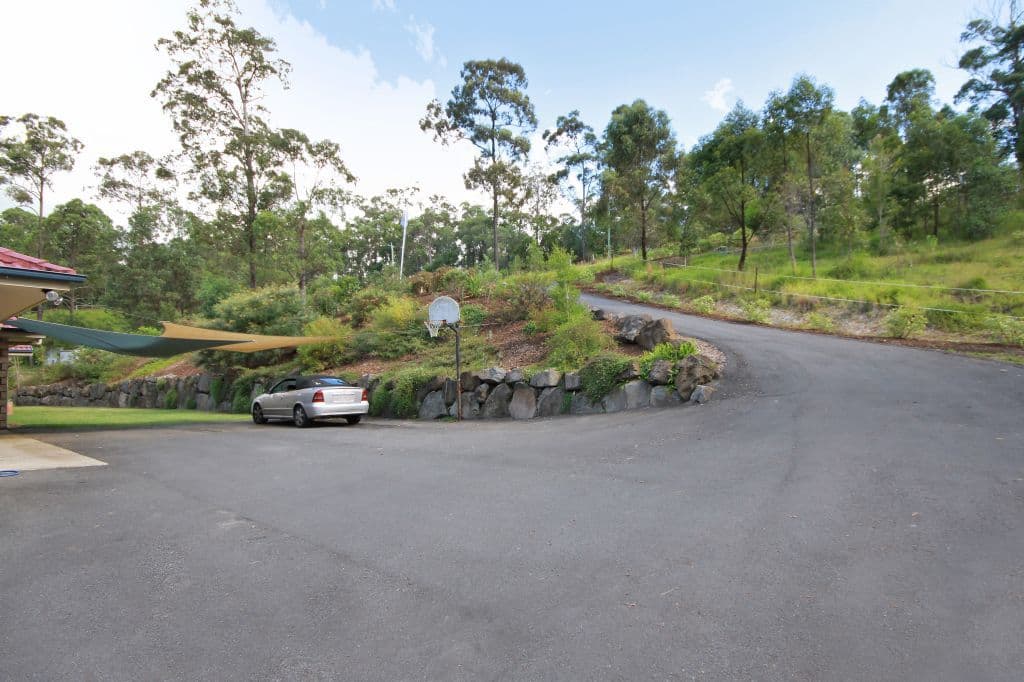 63 Tallowwood Road, AUSTINVILLE QLD 4213, Austinville - Thumbnail 3
