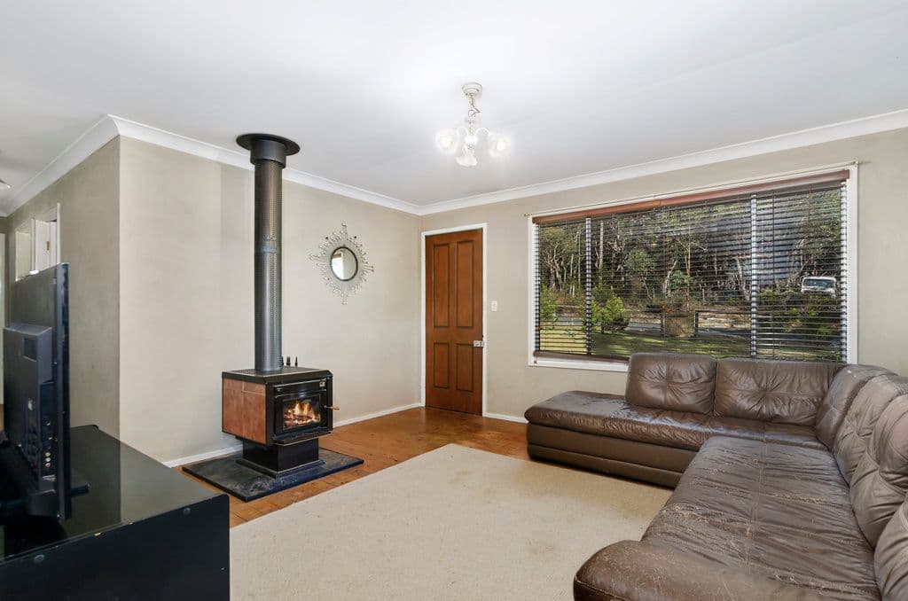 62 Pearce Street, Hill Top - Thumbnail 2