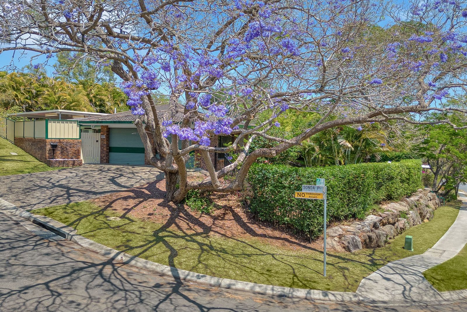 1 Sonda Place, Kenmore QLD 4069, Kenmore - Thumbnail 2