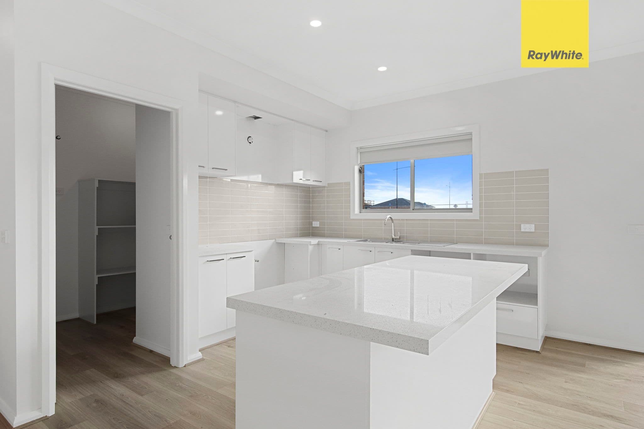 46 Moroka Avenue, Melton South VIC 3338, Melton South - Thumbnail 8