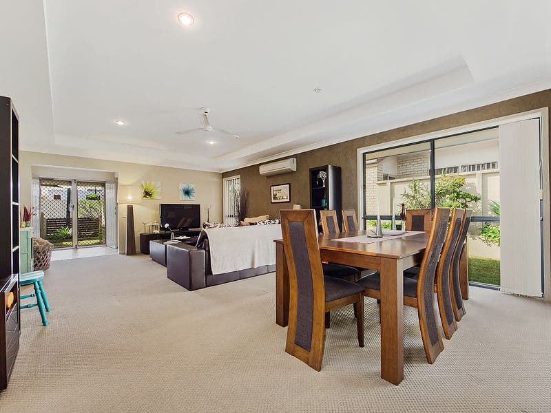12 Meadowbank Drive, UPPER COOMERA QLD 4209, Upper Coomera - Thumbnail 3