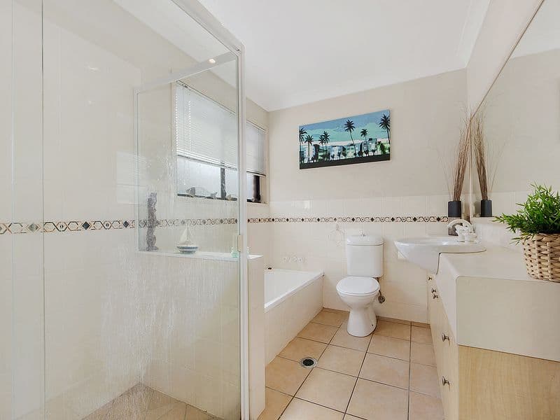 12 Meadowbank Drive, UPPER COOMERA QLD 4209, Upper Coomera - Thumbnail 8