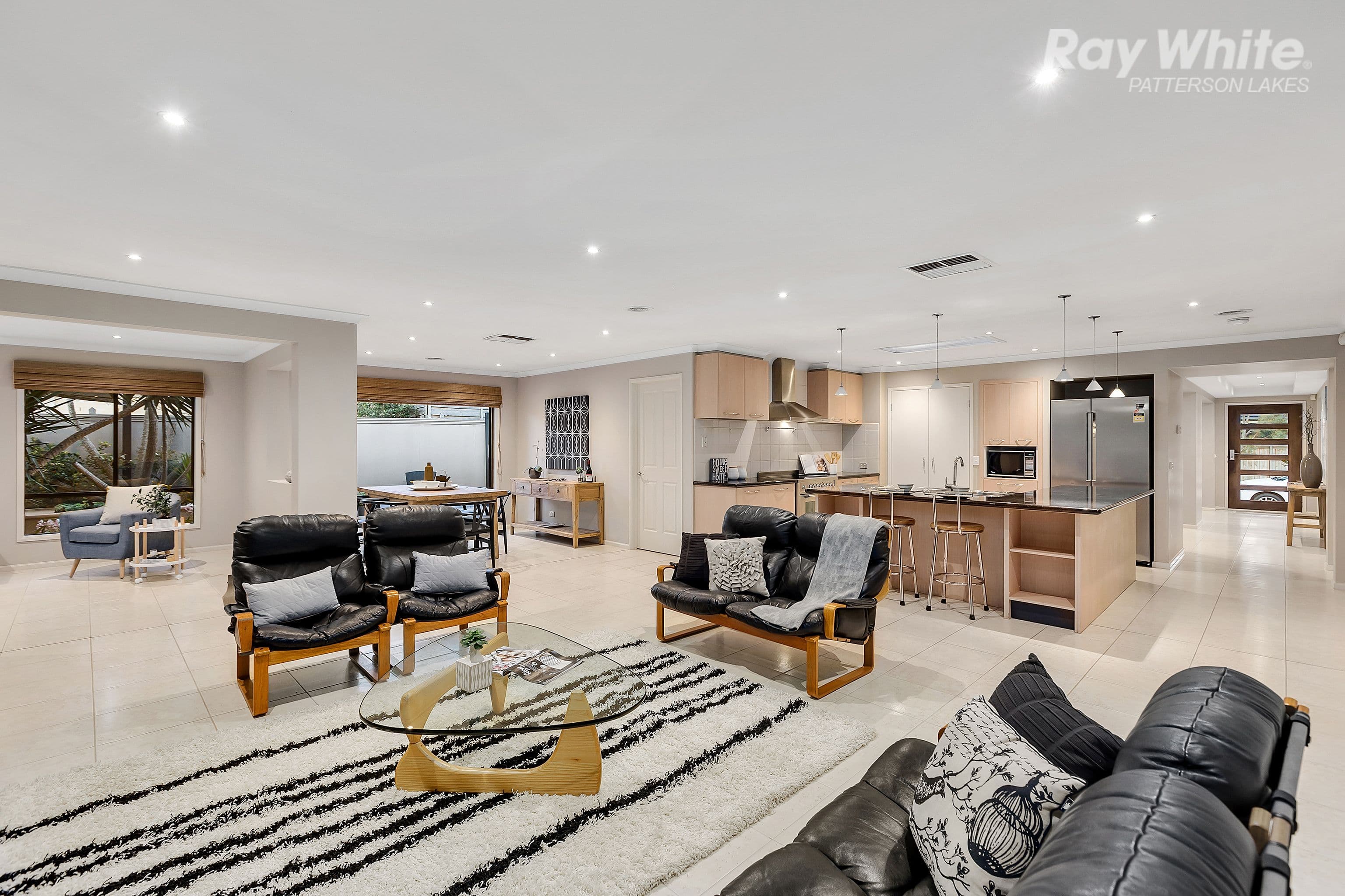 3 Serpentine Court, Waterways VIC 3195, Waterways - Thumbnail 2
