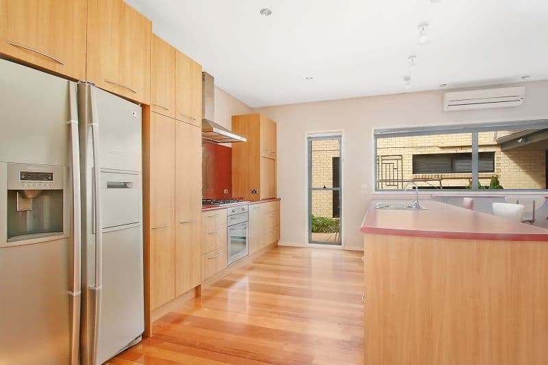 12 Church Street, Rutherglen VIC 3685, Rutherglen - Thumbnail 2