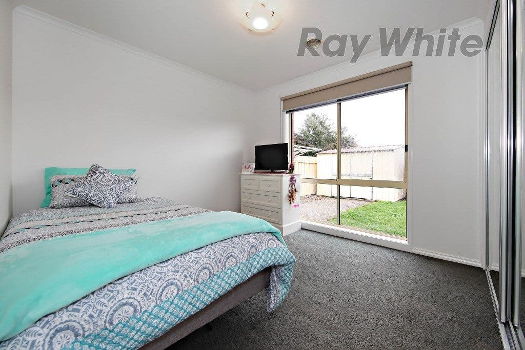 13 Dorrington Street, Point Cook VIC 3030, Point Cook - Thumbnail 8