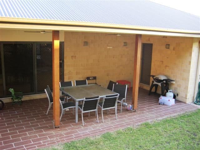 5 Cassia Court, GLADSTONE QLD 4680, Gladstone - Thumbnail 4