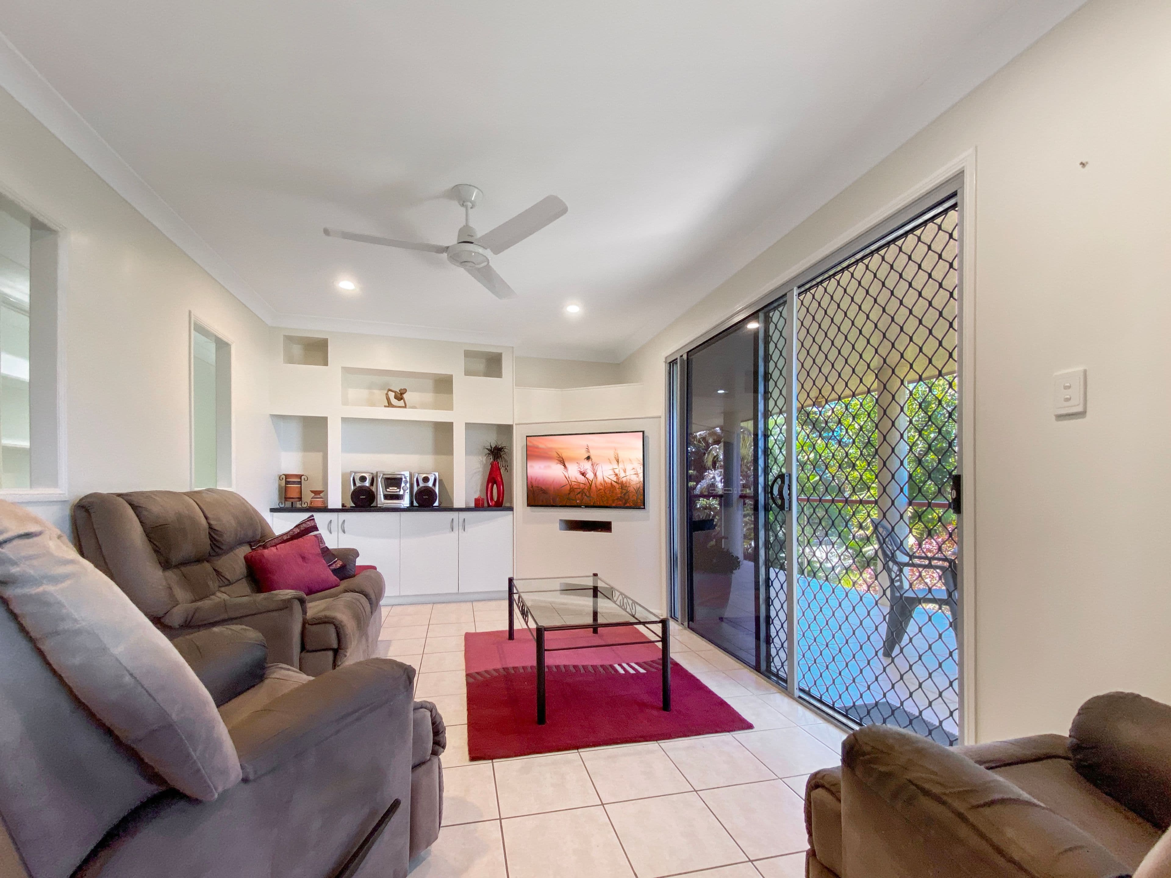 43 Poole Street, Sarina Beach QLD 4737, Sarina Beach - Thumbnail 6