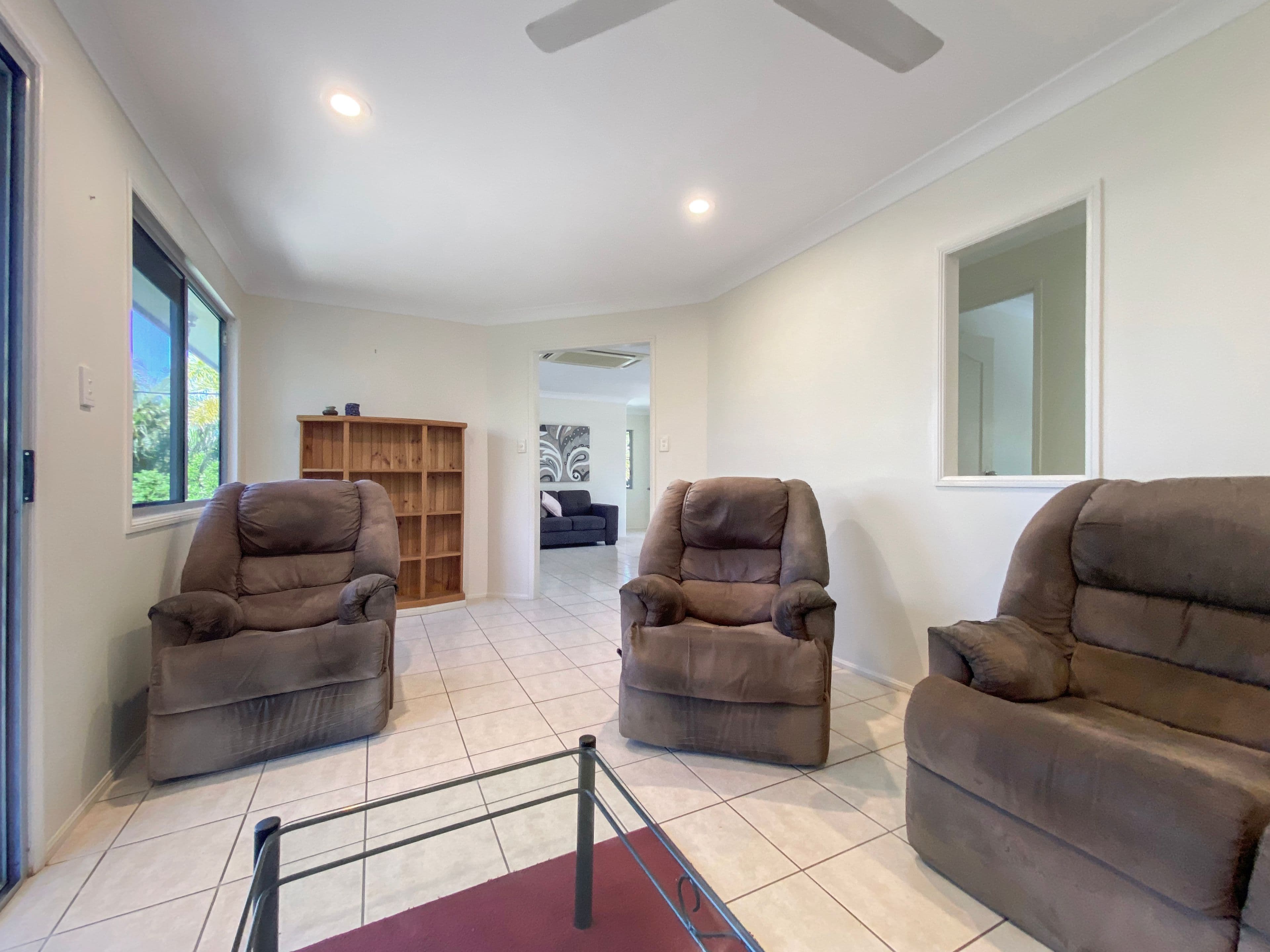 43 Poole Street, Sarina Beach QLD 4737, Sarina Beach - Thumbnail 7