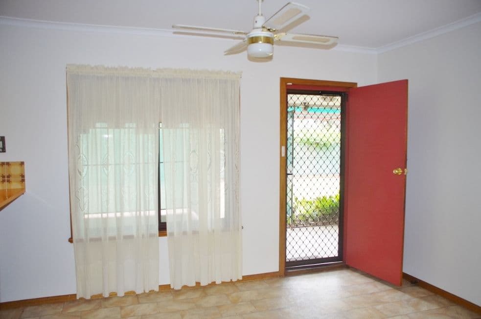 179 Thurk Street, Renmark SA 5341, Renmark - Thumbnail 2