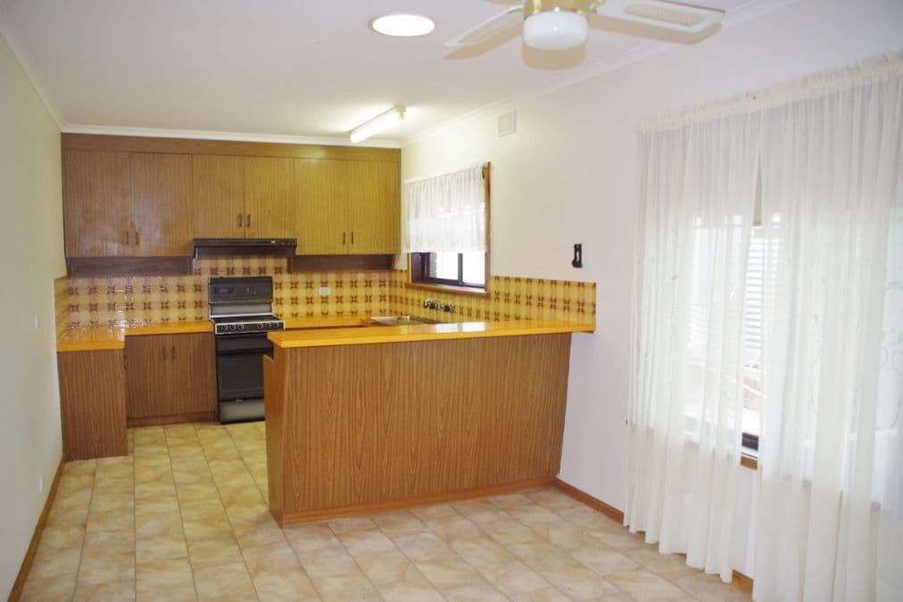 179 Thurk Street, Renmark SA 5341, Renmark - Thumbnail 3