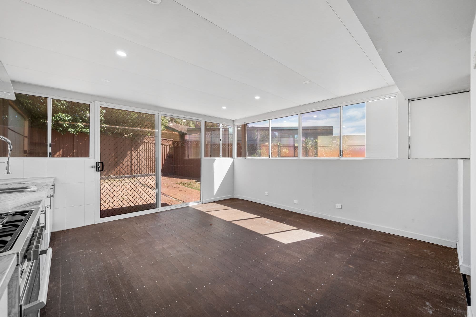 28 Foveaux Avenue, Lurnea NSW 2170, Lurnea - Thumbnail 6