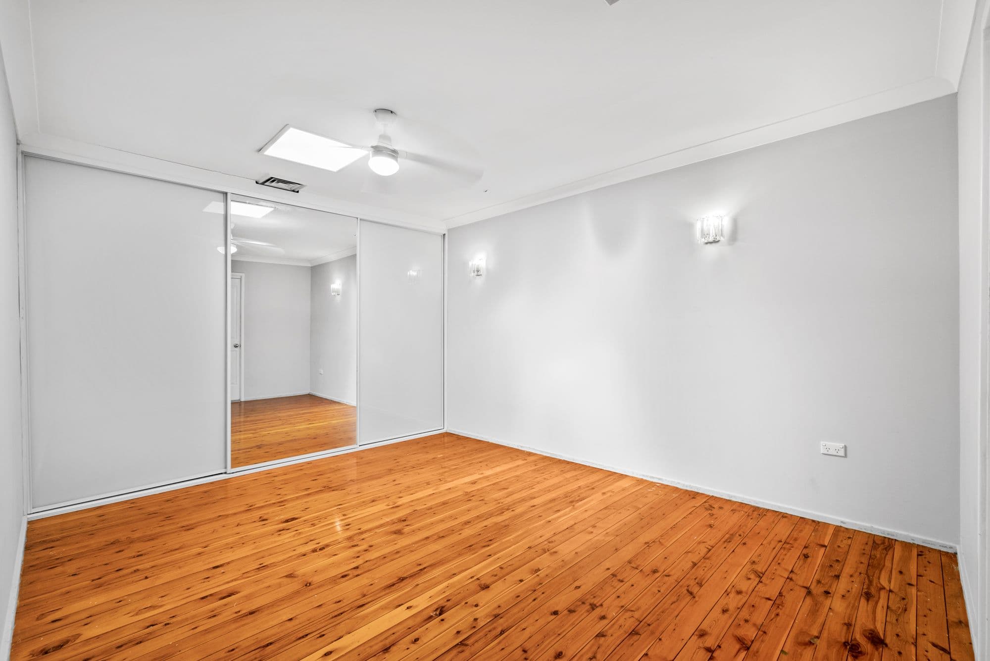 28 Foveaux Avenue, Lurnea NSW 2170, Lurnea - Thumbnail 8
