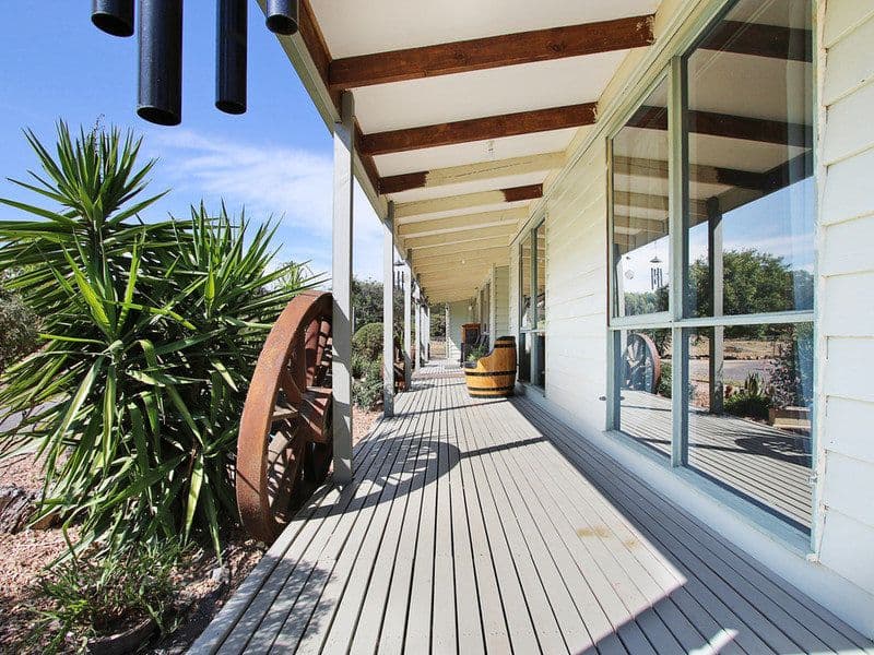 43 North Road, Benalla VIC 3672, Benalla - Thumbnail 3