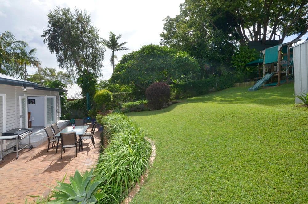 52 Coonara Street, HOLLAND PARK QLD 4121, Holland Park - Thumbnail 2
