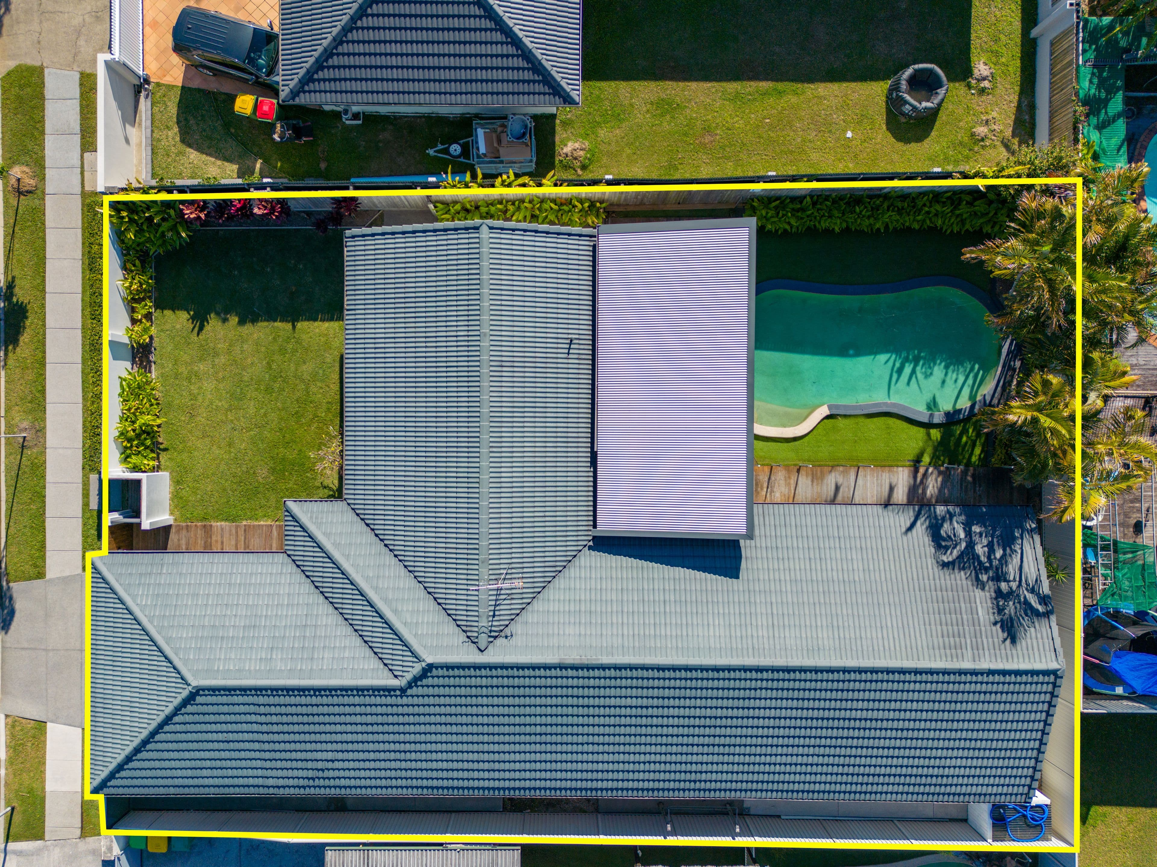 13 Alamau Street, Benowa QLD 4217, Benowa - Thumbnail 2